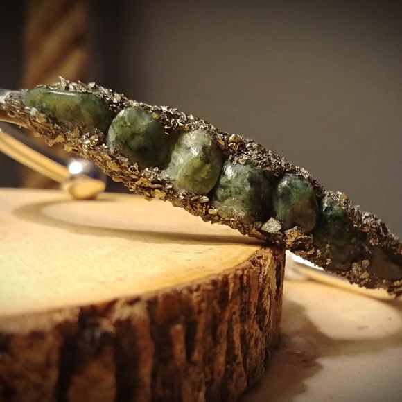 Handcrafted Wearable Magick - Picture 4 of 6